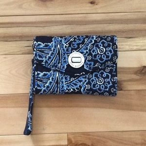 Vera Bradley Wrislet
